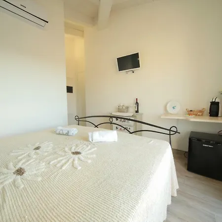 Delle Rondini Bed & Breakfast